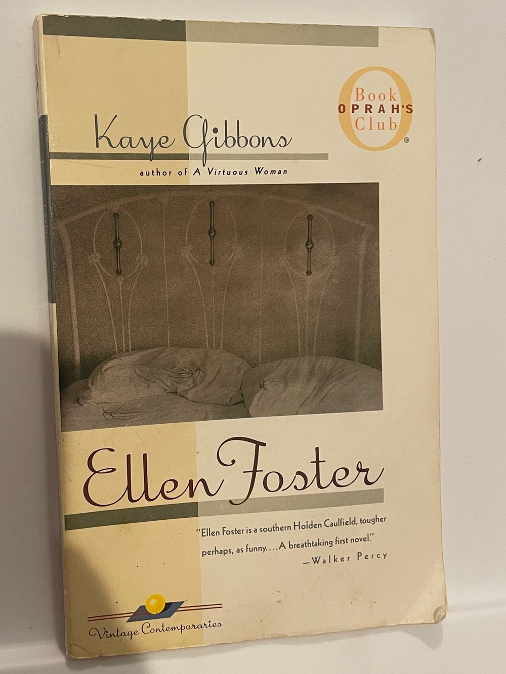 Ellen Foster by Kaye Gibbons - Vintage Contemporaries Paperback, Cream & Brown